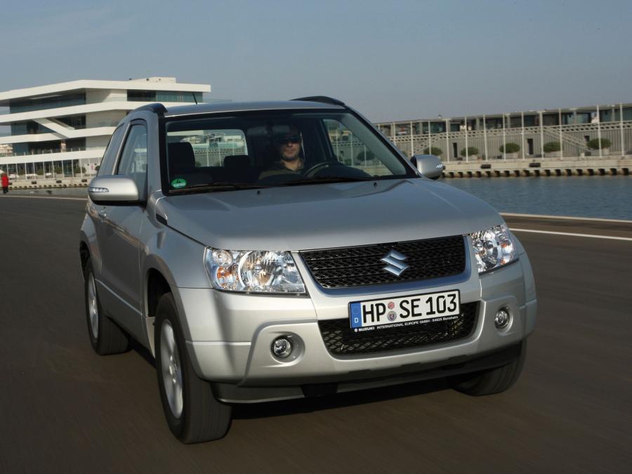  Suzuki Grand Vitara 3-Door 2008 года  (фото 2 из 6)